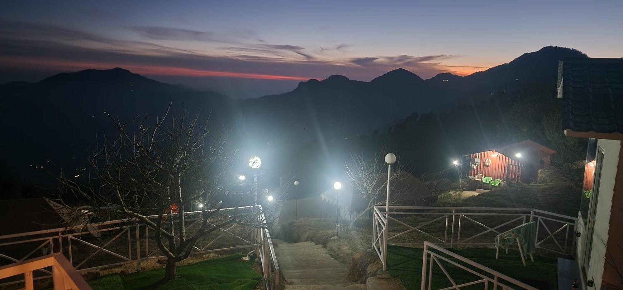 Instaview Kanatal New Tehri エクステリア 写真
